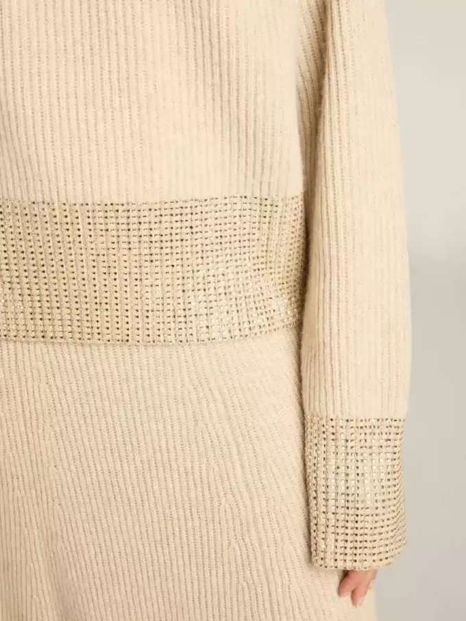 Kastenförmiger Damenpullover aus Wolle mit Hotfix-Kristallverzierung Kastenförmiger Damenpullover aus Wolle mit Hotfix-Kristallverzierung