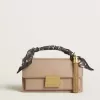 Kleine Venezia-Tasche aus beigem Leder mit Golddetails