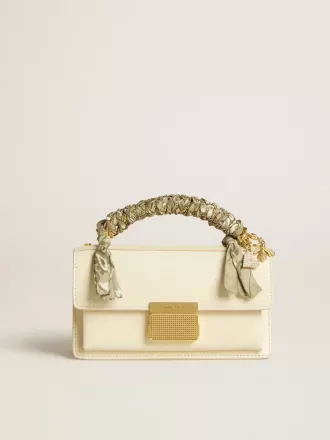 Kleine Venezia-Tasche aus butterfarbenem Leder mit geflochtenem Schal und doppeltem Anhänger