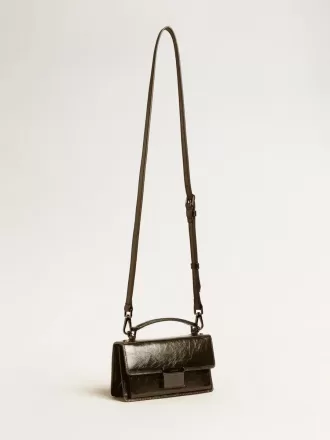 Kleine Venezia-Tasche aus schwarzem Metallic-Leder mit schwarzen Details
