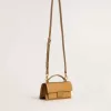 Kleine Venezia-Tasche aus tabakfarbenem Leder mit goldenen Details