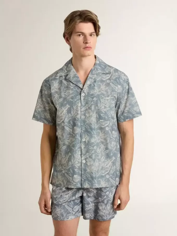 Kurzärmeliges Popeline-Hemd im Pyjama-Stil für Herren mit blau-weißem Marine-Print