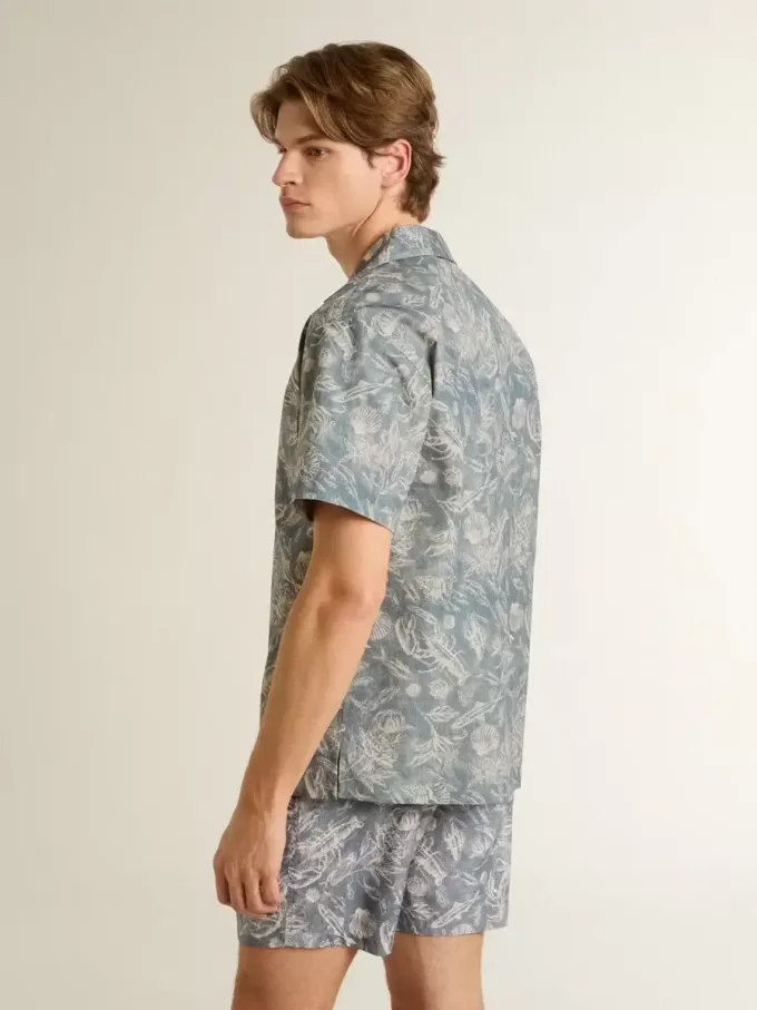 Kurzärmeliges Popeline-Hemd im Pyjama-Stil für Herren mit blau-weißem Marine-Print