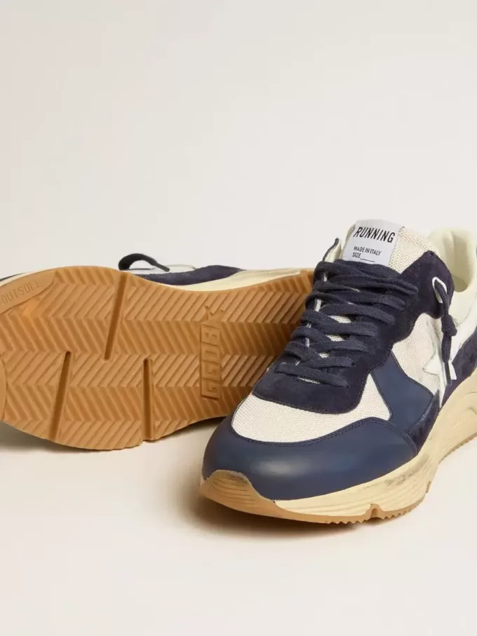 Laufsohle aus cremefarbenem Mesh und blauem Leder mit weißem Lederstern