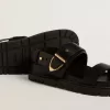 Lucy Sandale für Damen aus glänzendem schwarzem Leder mit goldener Metallschnalle