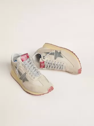 Marathon für Damen mit beigem Nylon-Obermaterial und grauem Stern