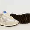 Marathon für Damen mit weißem Nylon-Obermaterial und silbernem Stern