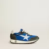 Marathon Young aus blauem Nylon mit aufgedrucktem Stern und Lederlasche an der Ferse