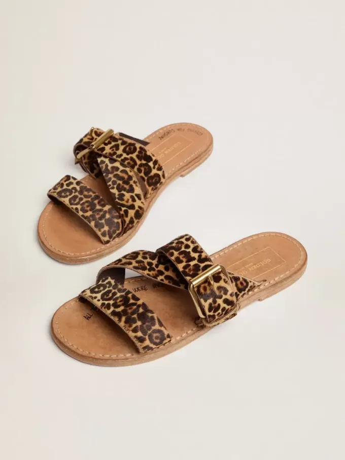 Margaret Flache Sandalen für Damen aus Ponyfell mit Leopardenmuster
