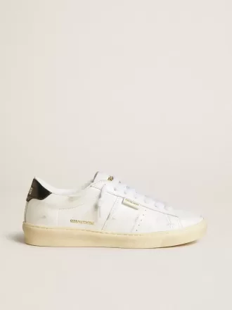 Matchstar für Damen aus weißem Leder mit dunkelblauer Lederferse