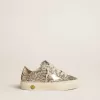 May Teen in Platin-Glitzer mit goldenem Lederstern und Fersenlasche