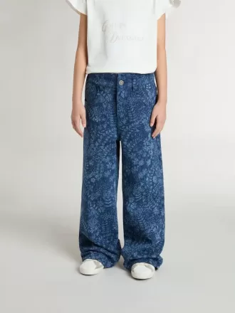 Mädchenjeans in mittlerer Waschung mit Print