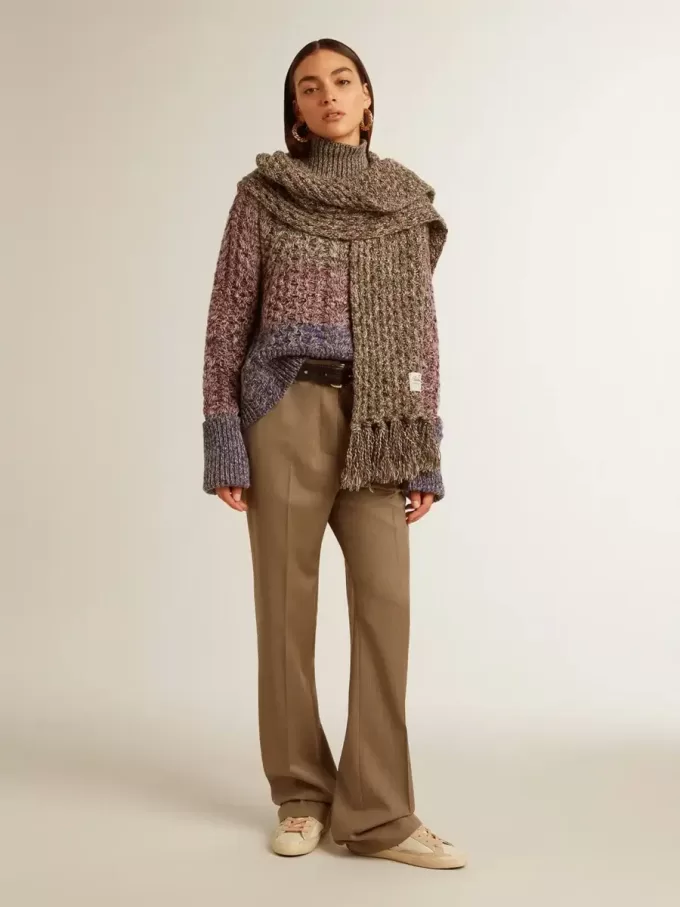 Mehrfarbiger Damenpullover mit hohem Kragen aus Mouliné-Garn Mehrfarbiger Damenpullover mit hohem Kragen aus Mouliné-Garn