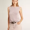 Mesh-Strickoberteil mit Pailletten und kontrastierenden Details Mesh-Strickoberteil mit Pailletten und kontrastierenden Details
