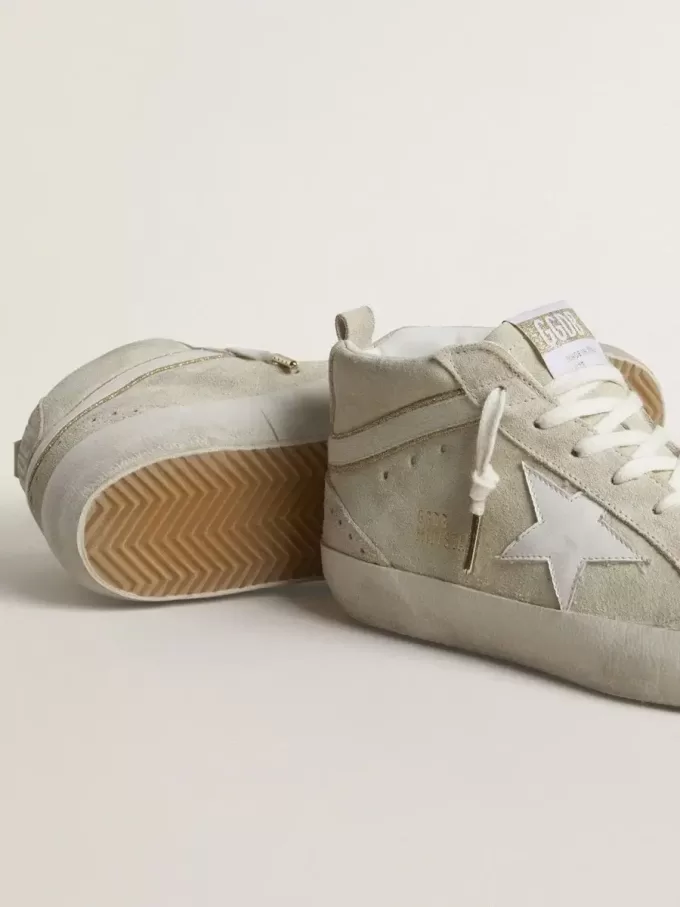 Mid Star aus hellgrauem Wildleder mit weißem Lederstern