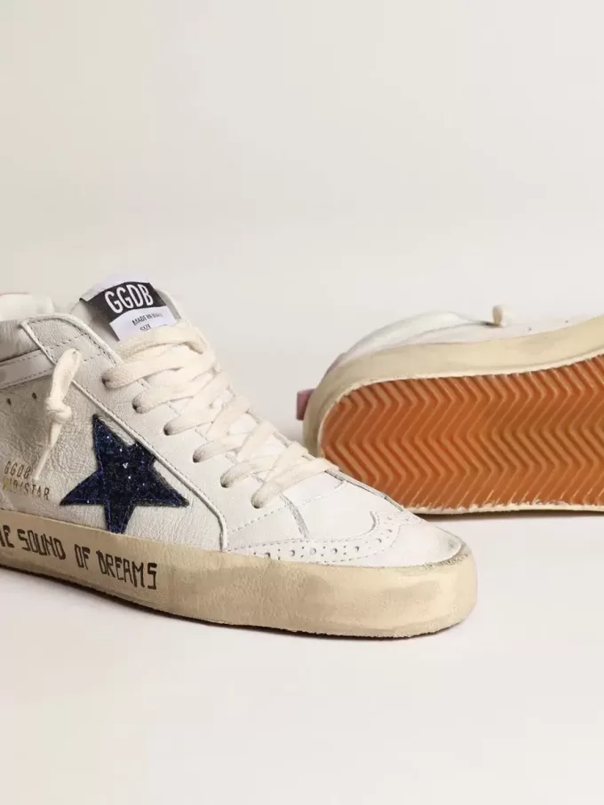 Mid Star mit blauem Glitzerstern und rosa Wildleder-Fersenlasche Mid Star mit blauem Glitzerstern und rosa Wildleder-Fersenlasche