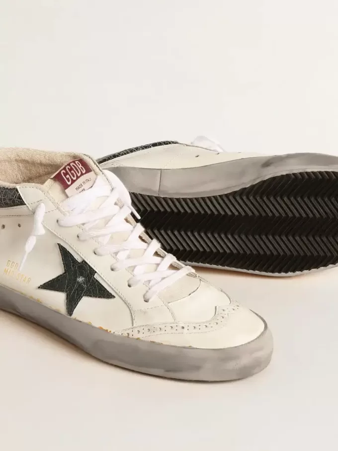 Mid Star mit grünem Metallic-Lederstern und weißem Blitz