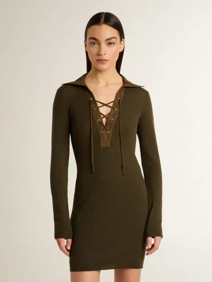Militärgrünes Minikleid aus Wolle mit Lederdetails