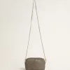 Mini Star Bag aus salbeigrünem Leder mit farblich abgestimmtem Stern