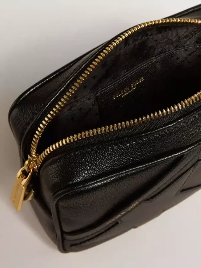 Mini Star Bag aus schwarzem Leder mit ton-in-ton Stern
