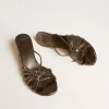 Nico Kitten-Heel-Sandalen aus metallisch grauem Leder Nico Kitten-Heel-Sandalen aus metallisch grauem Leder