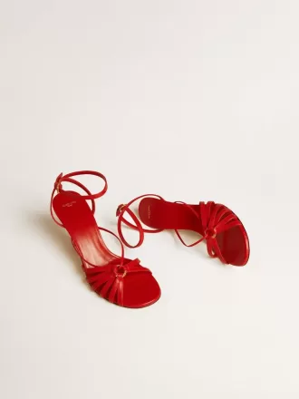 Nico Sandaletten mit hohem Absatz aus rotem Nappaleder mit goldener Kette