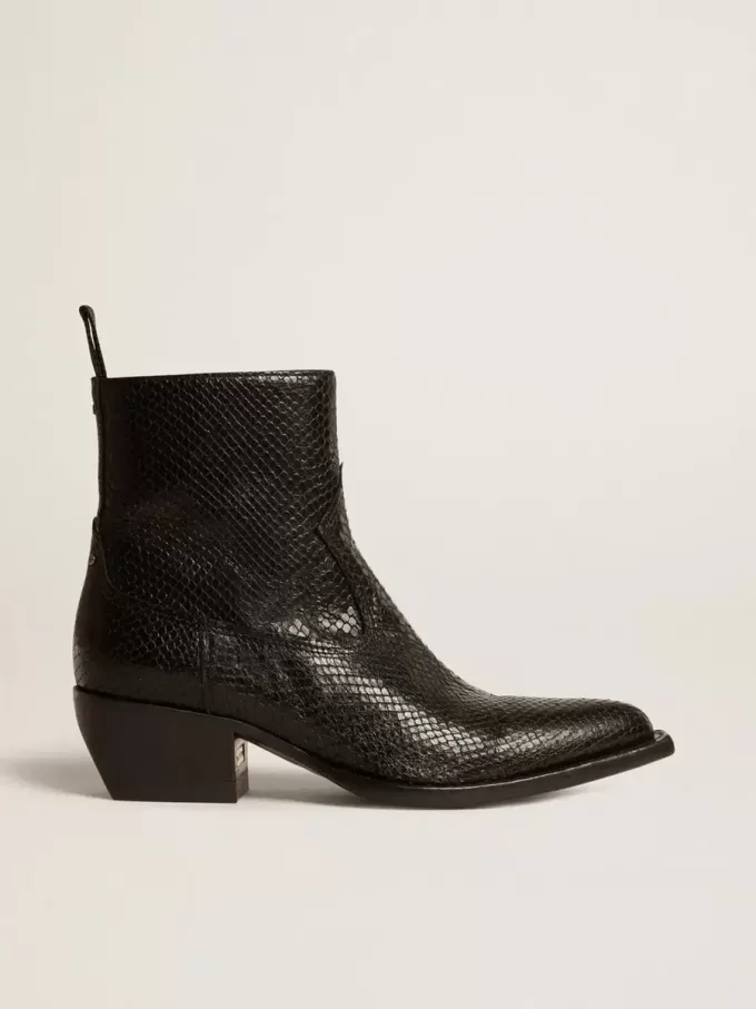 Niedrige Debbie-Stiefel aus schwarzem Leder mit Schlangenprint Niedrige Debbie-Stiefel aus schwarzem Leder mit Schlangenprint