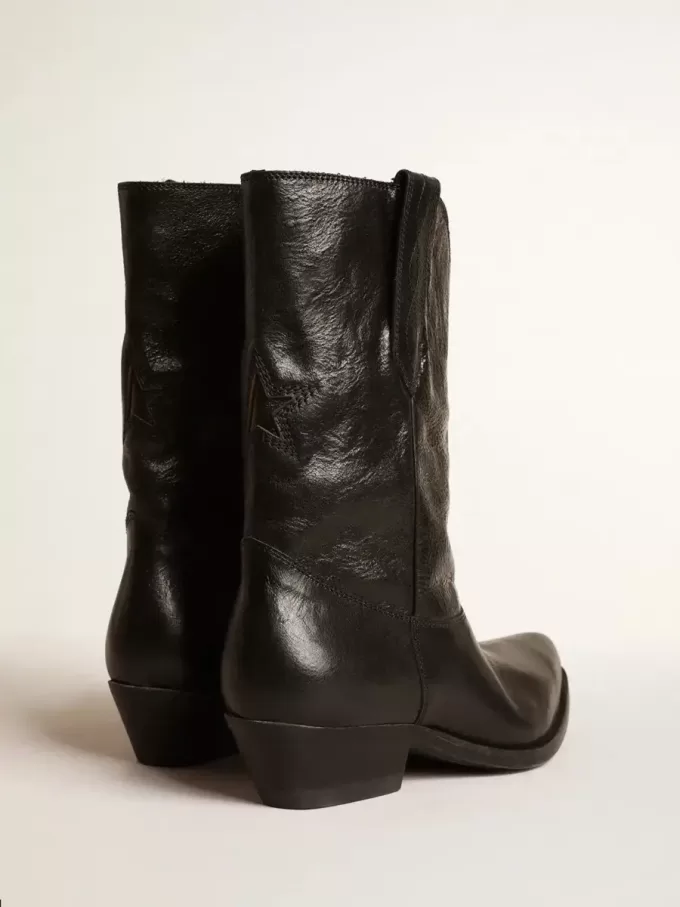 Niedrige Wish Star-Stiefel aus schwarzem Leder mit schwarzem Stern Niedrige Wish Star-Stiefel aus schwarzem Leder mit schwarzem Stern