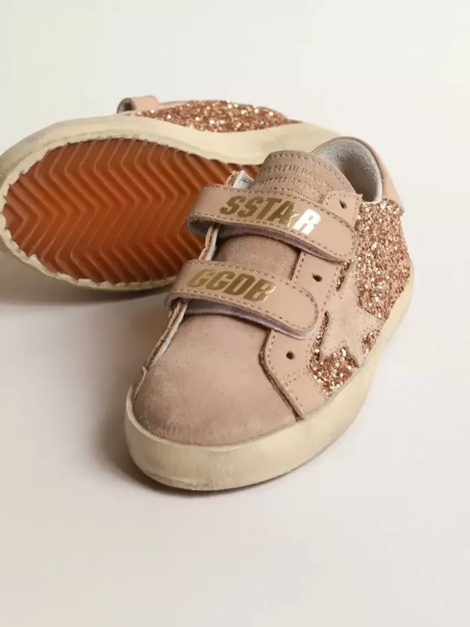 Old School Junior in Pfirsichrosa mit Glitzer und rosa Wildlederstern