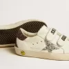 Old School Young mit silbernem Glitzerstern und Glitzer-Fersenlasche