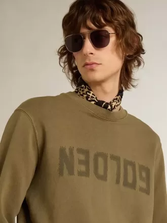 Olivgrünes Sweatshirt für Herren mit goldenem Schriftzug