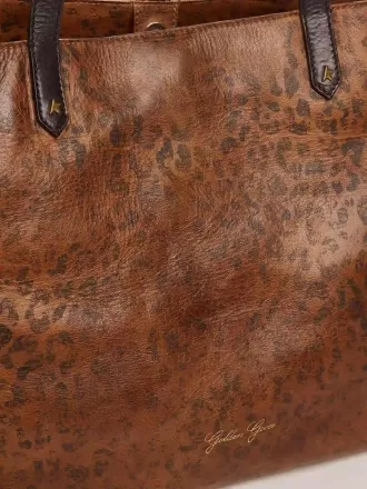 Pasadena-Tasche aus gehämmertem Leder mit Leopardenmuster und kontrastierenden schwarzen Griffen