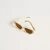 Rechteckige Sonnenbrille mit beigem Rahmen Rechteckige Sonnenbrille mit beigem Rahmen