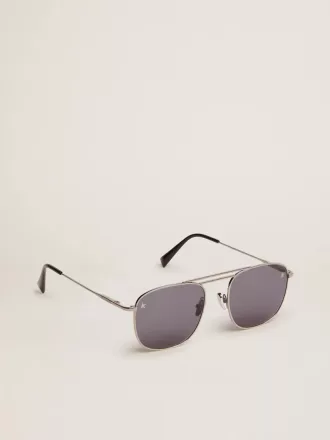 Roger Pilotenbrille mit schwarzem Rahmen und schwarzen Gläsern