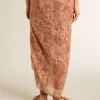 Sarong aus Baumwollvoile mit Allover-Print in Weiß und Ziegelrot Sarong aus Baumwollvoile mit Allover-Print in Weiß und Ziegelrot