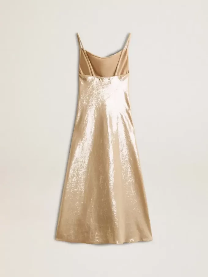 Schlafkleid aus pergamentfarbenen Pailletten