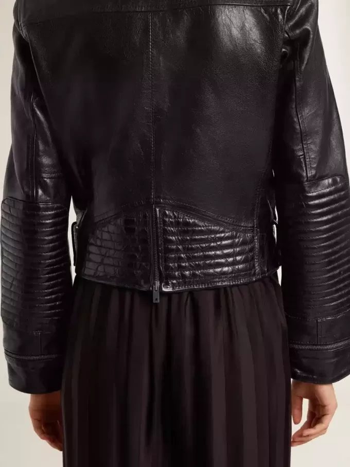 Schwarze Damen-Bikerjacke aus Leder mit Glanzeffekt