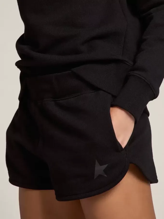 Schwarze Damenshorts mit Ton-in-Ton-Stern