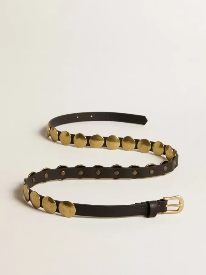 Schwarzer Trinidad-Gürtel aus gewaschenem Leder mit goldenen Nieten Schwarzer Trinidad-Gürtel aus gewaschenem Leder mit goldenen Nieten