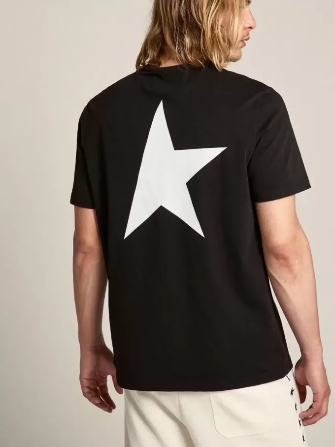 Schwarzes Herren-T-Shirt mit kontrastierendem weißem Logo und Stern
