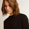 Schwarzes Sweatshirt aus der Athena Star Collection mit tonalem Stern auf der Vorderseite