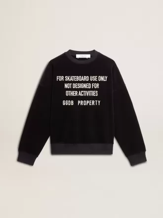Schwarzes Sweatshirt mit Rundhalsausschnitt und gesticktem Schriftzug Schwarzes Sweatshirt mit Rundhalsausschnitt und gesticktem Schriftzug