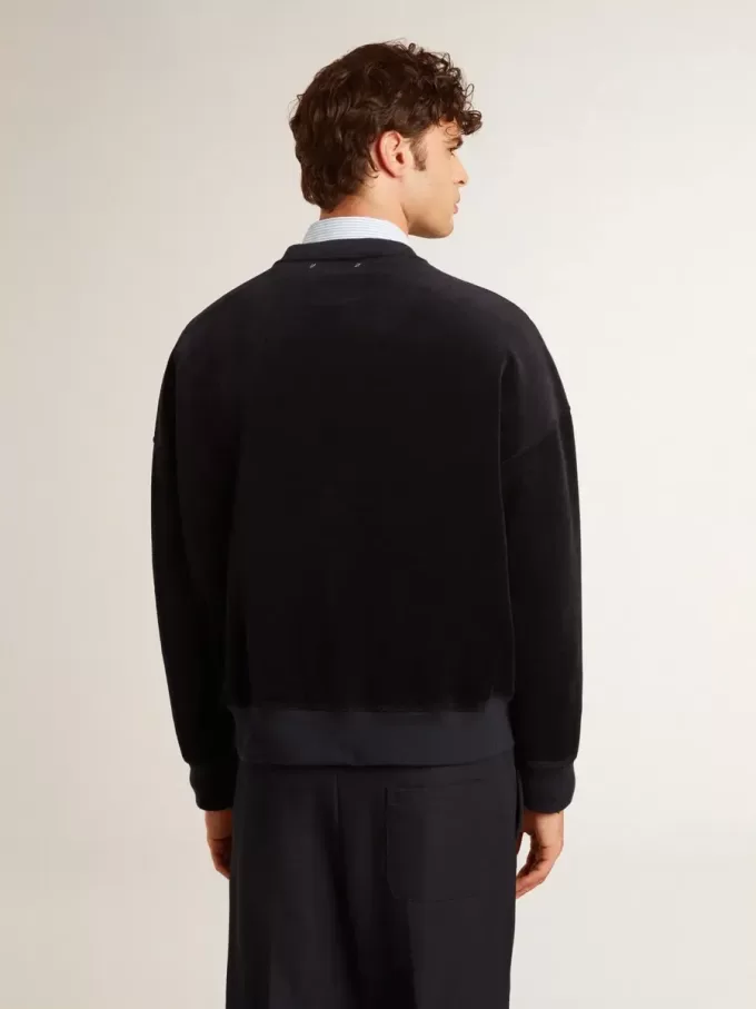 Schwarzes Sweatshirt mit Rundhalsausschnitt und gesticktem Schriftzug Schwarzes Sweatshirt mit Rundhalsausschnitt und gesticktem Schriftzug