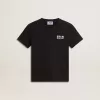 Schwarzes T-Shirt mit kontrastierendem weißem Logo auf der Vorderseite und großem Stern auf der Rückseite Schwarzes T-Shirt mit kontrastierendem weißem Logo auf der Vorderseite und großem Stern auf der Rückseite