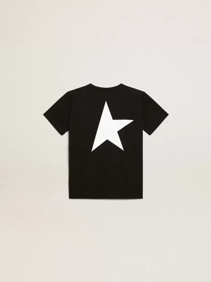 Schwarzes T-Shirt mit kontrastierendem weißem Logo auf der Vorderseite und großem Stern auf der Rückseite Schwarzes T-Shirt mit kontrastierendem weißem Logo auf der Vorderseite und großem Stern auf der Rückseite