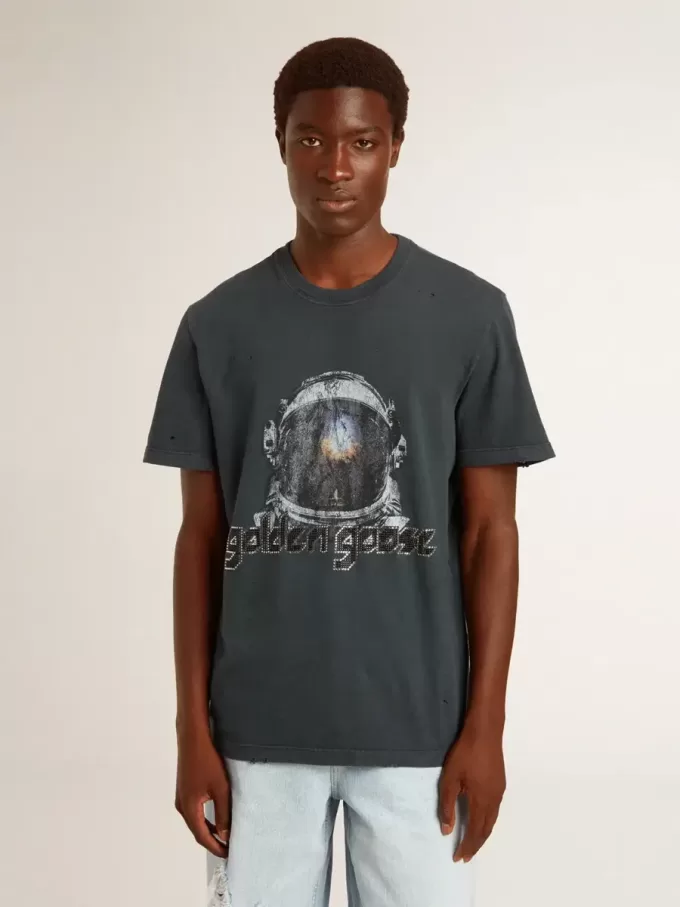 Schwarzes T-Shirt mit mehrfarbigem Aufdruck