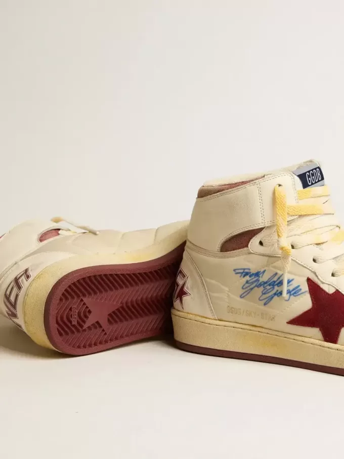 Sky-Star aus beigem Nylon und Nappa mit granatrotem Wildlederstern