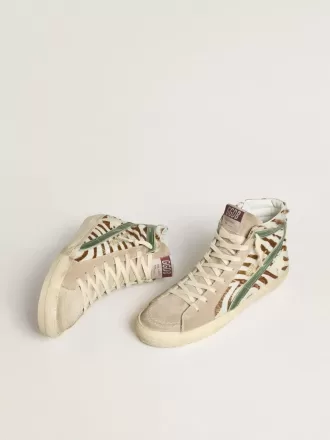 Slide-Sneaker für Damen aus Ponyfell mit Zebradruck und grünem Laminatleder-Detail
