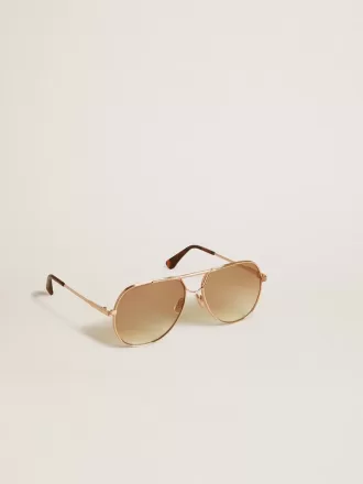 Sonnenbrille im Aviator-Stil mit roségoldfarbenem Rahmen und honigfarbenen Gläsern