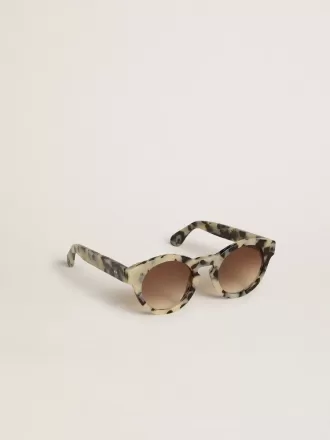 Sonnenbrille im Cameron-Stil mit Schildpattmuster